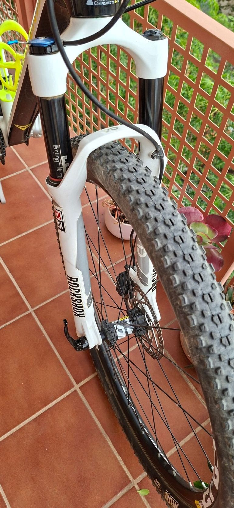Used Vitoria Vitoria Custom Shimano Deore XT 2012 Mountainbike — image 5 of 10