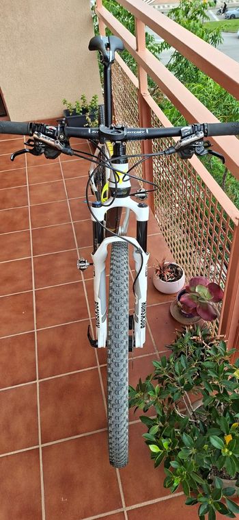 Used Vitoria Vitoria Custom Shimano Deore XT 2012 Mountainbike — image 7 of 10