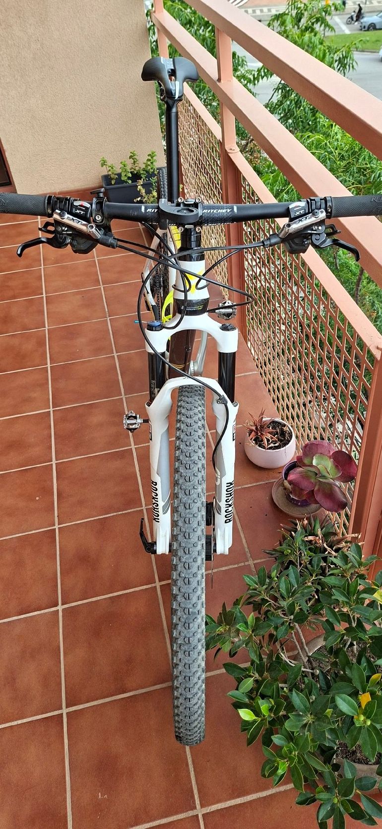 Used Vitoria Vitoria Custom Shimano Deore XT 2012 Mountainbike — image 7 of 10