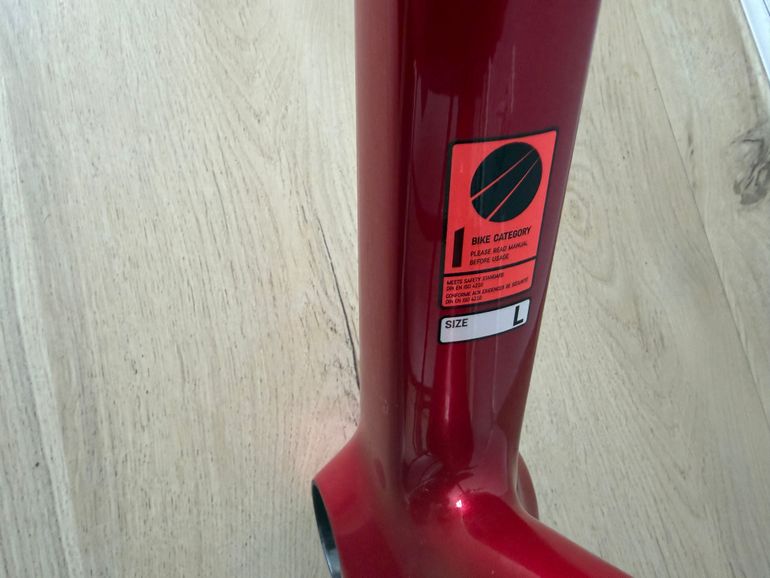 Used Canyon Ultimate CF SL 7 AXS 2024 Frameset 2024 Road & Gravel, Red — image 2 of 5