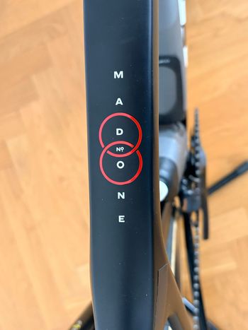 Used Trek Madone Shimano Ultegra Di2 2025 Road & Gravel, Black — image 9 of 20