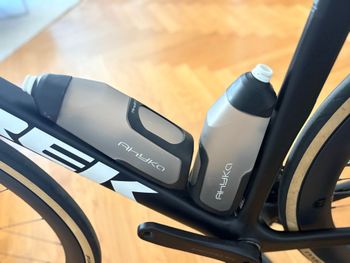 Used Trek Madone Shimano Ultegra Di2 2025 Road & Gravel, Black — image 16 of 20