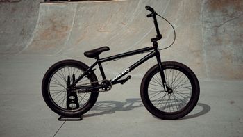 Sunday High, Sunday High Custom