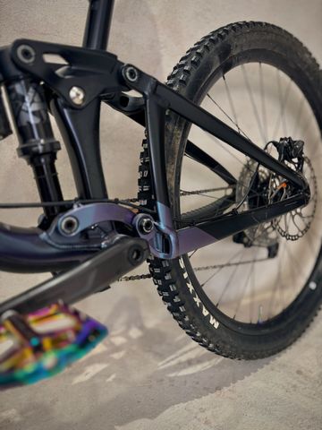 Käytetty Giant Reign 1 2024 2024 Mountainbike — kuva 3 / 8