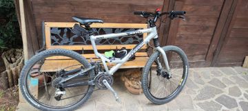 Used Cannondale Jekyll 500 2003 Mountainbike, Light Gray — image 2 of 8