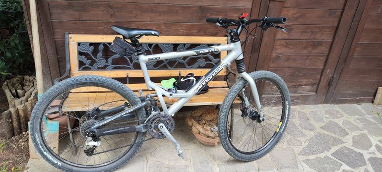 Used Cannondale Jekyll 500 2003 Mountainbike — image 2 of 8