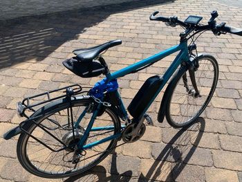 Used UNIVERSAL E-bike Trekkingrad R10 2010 Urban & Touring
