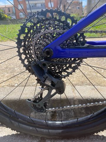 Specialized Epic 8 Comp 2024 2024 Mountainbike de segunda mano, Azul — imagen 4 de 8