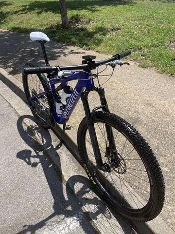 Specialized Epic 8 Comp 2024 2024 Mountainbike de segunda mano, Azul — imagen 3 de 8