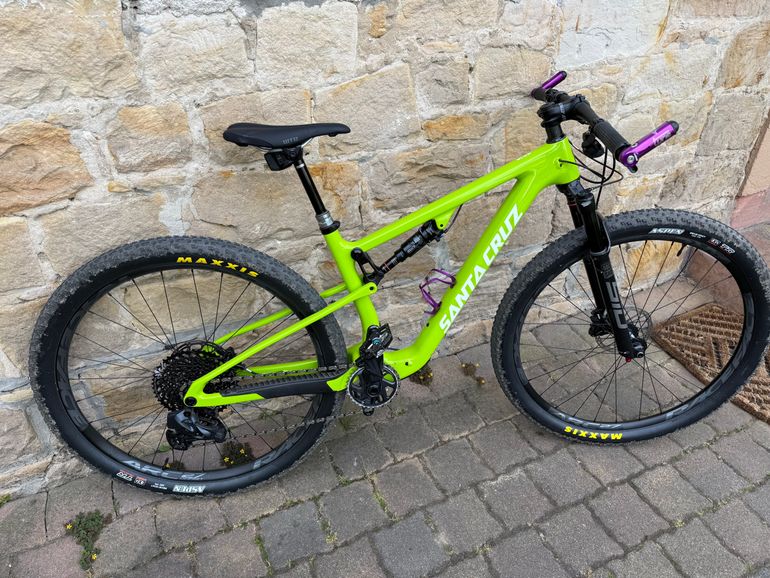 Used Santa Cruz Blur GX AXS / Carbon C 2024 2024 Mountainbike, Green, 29 — image 1 of 6