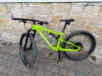 Used Santa Cruz Blur GX AXS / Carbon C 2024 2024 Mountainbike, Green, 29 — image 2 of 6