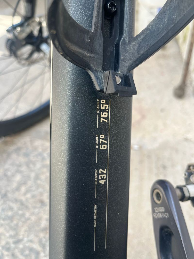 Gebrauchtes Orbea OIZ M20 2023 2023 Mountainbike, Schwarz, 29 — Bild 5 von 20