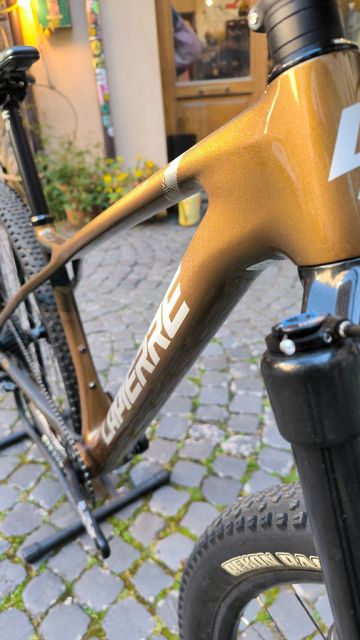 Lapierre Prorace CF 6.9 2023 2023 Mountainbike de segunda mano, Naranja — imagen 2 de 6