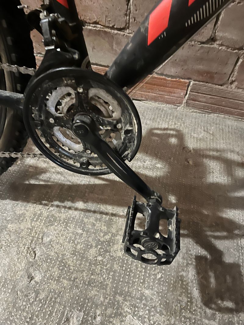 Used Atala Z7.5 2019 Mountainbike, Red — image 9 of 9