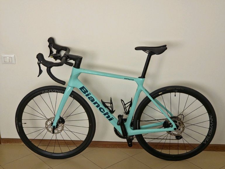 Used Bianchi Infinito 105 2024 2024 Road & Gravel, Green — image 16 of 18