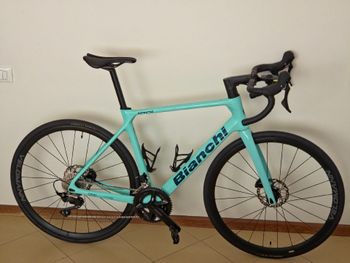 Bianchi, Infinito 105 2024