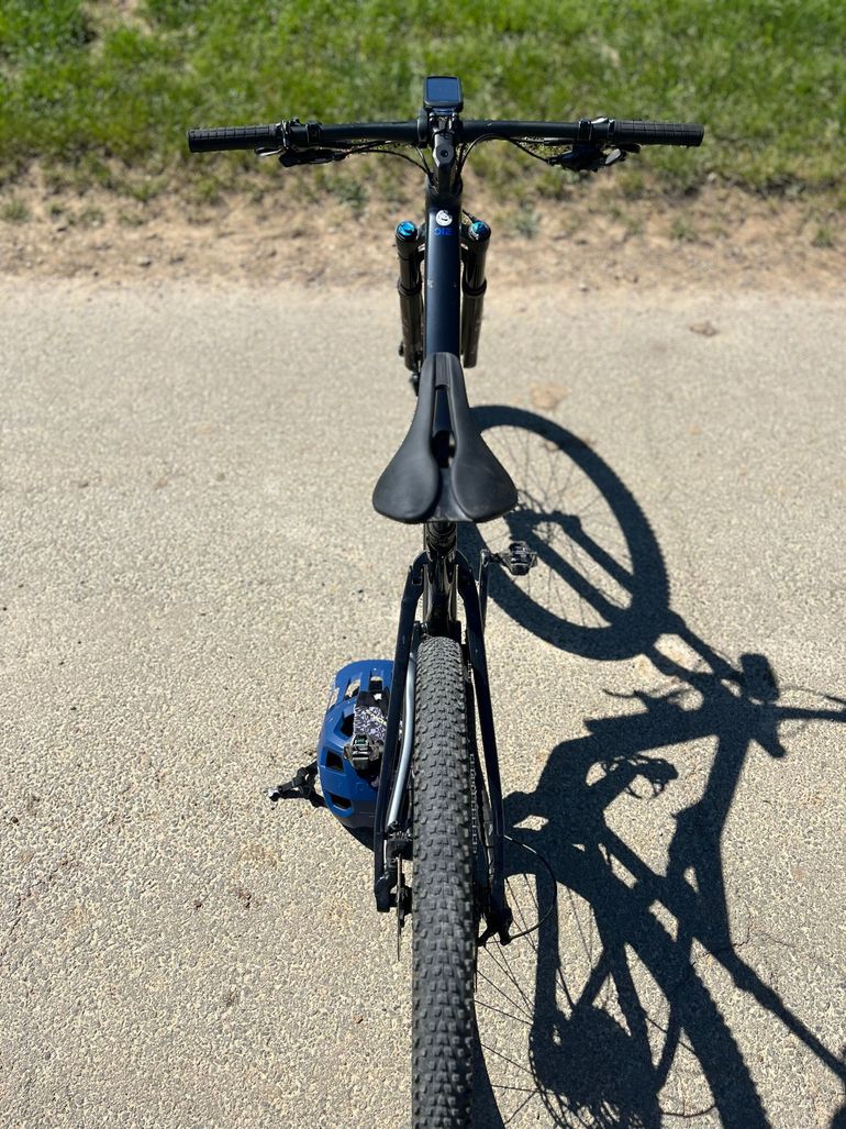 Used Orbea Oiz Shimano Deore bike, Black — image 3 of 4