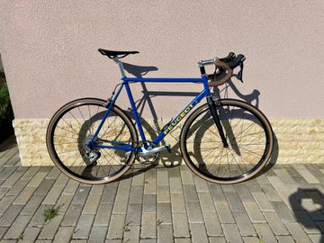 Używany Peugeot 5000 1994 Road & Gravel