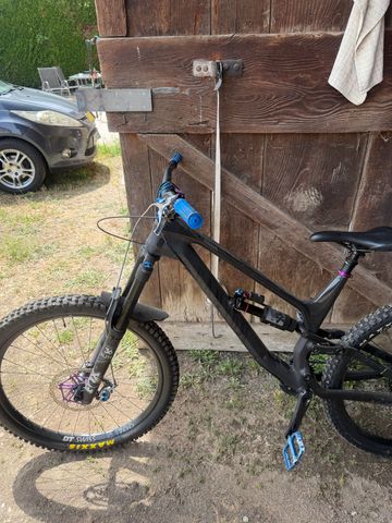 Used Canyon Torque CF 8.0 2020 2020 Mountainbike, Black, 27.5 — image 2 of 7