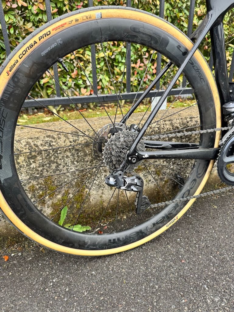 Used Giant TCR Advanced Pro 0 Disc 2021 2021 Road & Gravel — image 4 of 8