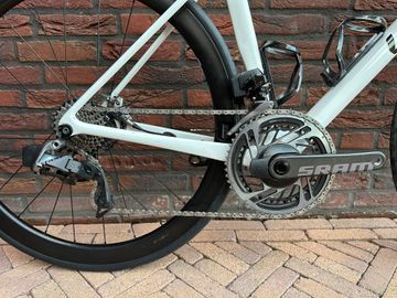 Brugt Liv Langma Advanced, SL Disc RED 2022 2022 Road & Gravel — billede 2 af 4