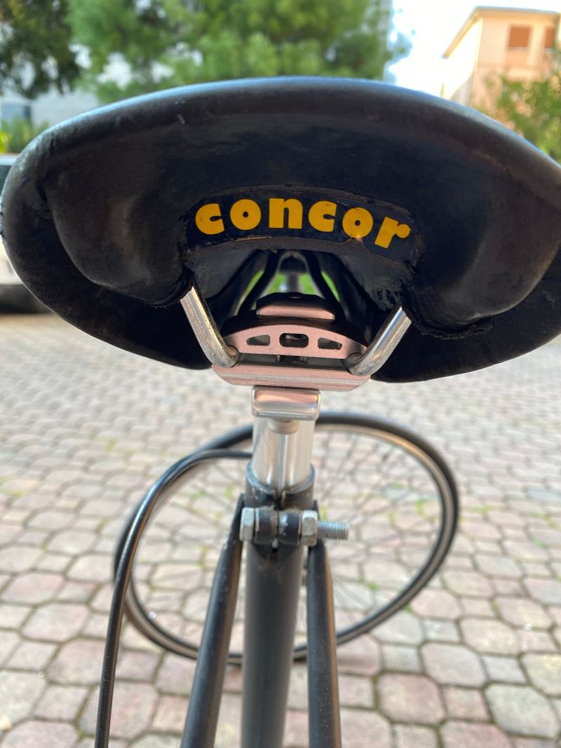 Used No brand Custom 1980 Urban, Black — image 2 of 4