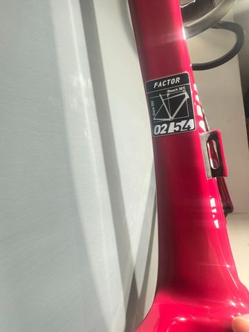 Używany Factor O2 VAM - SRAM Red 2025 Frameset 2025 Road & Gravel — zdjęcie 4 z 9