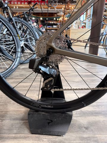 Used Cervélo Caledonia Rival AXS 2026 2026 Road & Gravel, Light Gray — image 2 of 3