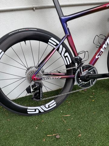 Used Specialized Tarmac SRAM Red eTap AXS 2024 Road & Gravel, Purple — image 2 of 7