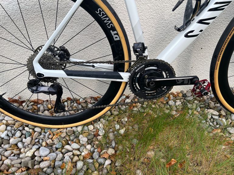 Used Canyon Inflite CF SLX 8 Di2 2025 2025 Road & Gravel, White — image 3 of 4