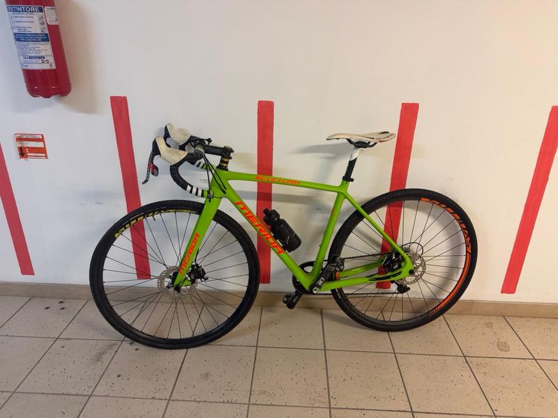 Tweedehands Merida Scultura SRAM Force 2019 Road & Gravel