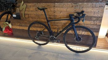 Specialized, S-Works Tarmac SL8 – SRAM RED AXS 2025