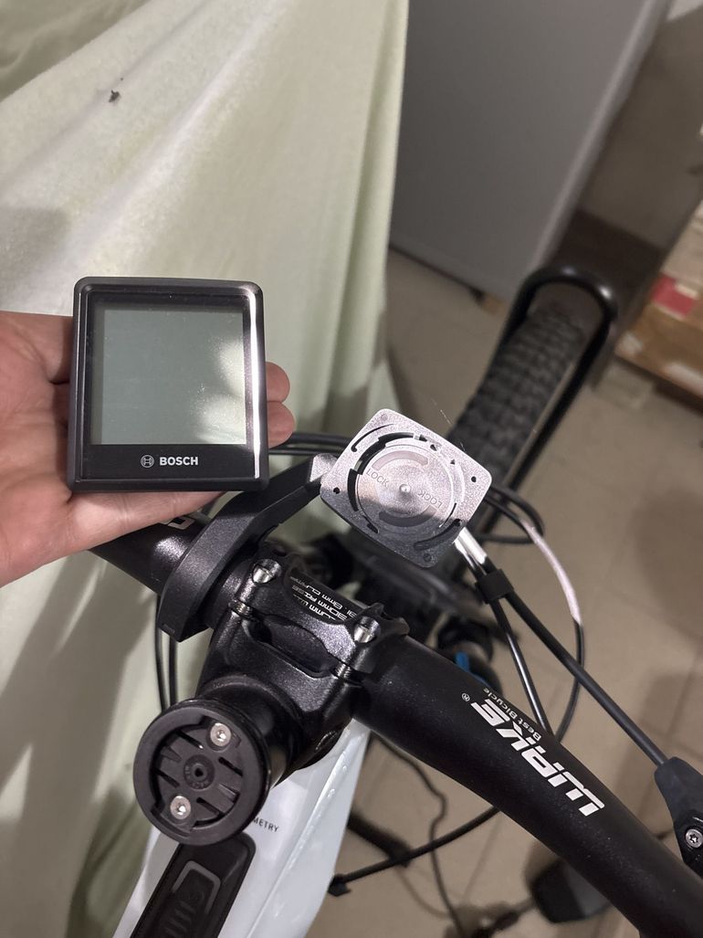Used Mondraker CHASER R 2024 2024 Mountainbike, White, 29 — image 7 of 7