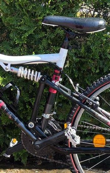 Used DECATHLON DECATHLON Custom Youth, White — image 4 of 4