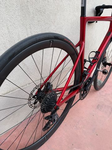 Used Cannondale SuperSix EVO Shimano Ultegra 2022 Road & Gravel, Red — image 10 of 15