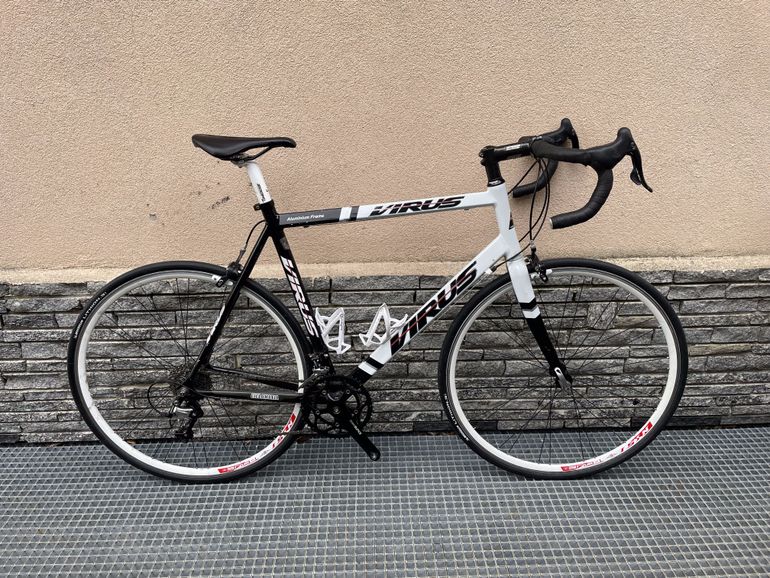 Used Virus Bici Squadra Corse - Virus 2016 Road & Gravel, White — image 2 of 8