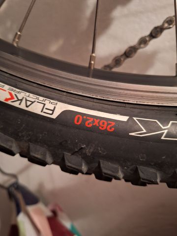 Tweedehands Specialized Hardrock V 650b 2016 2016 Mountainbike — afbeelding 2 van 8