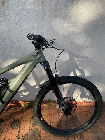 Käytetty YT Industries Decoy CORE 3 MX 2022 2022 Mountainbike — kuva 2 / 15
