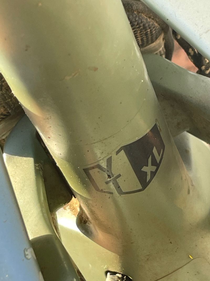 Käytetty YT Industries Decoy CORE 3 MX 2022 2022 Mountainbike — kuva 15 / 15