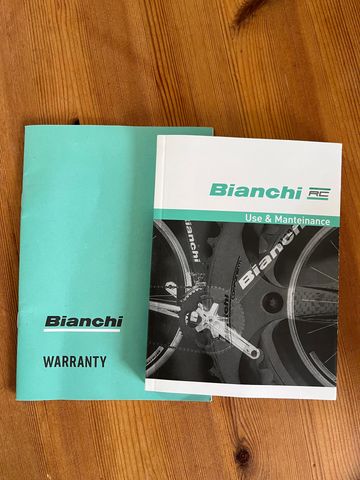 Bianchi Oltre Comp 105 Di2 2025 2025 Road & Gravel usato, Blu — immagine 11 di 11