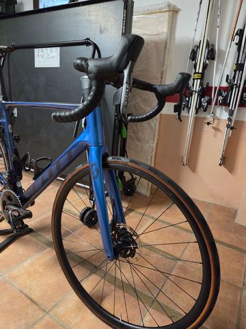 Scott Addict RC 20 2021 2021 Road & Gravel usato, Blu — immagine 8 di 13