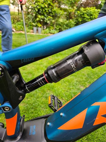 Used R RAYMON FullRay E-Seven 7.0 2021 2021 Mountainbike, Blue, 27.5 — image 17 of 37