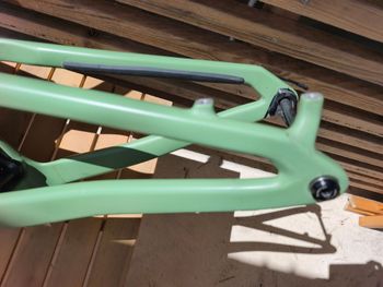 Used Santa Cruz 5010 Frame / Carbon CC 2024 Frameset 2024 Mountainbike, Green, 29, 27.5 — image 9 of 10
