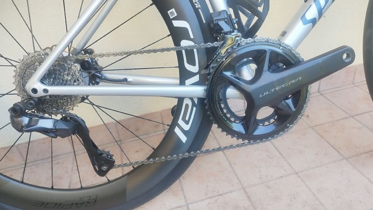 Used Specialized Tarmac SL8 Pro 2024 2024 Road & Gravel, White — image 9 of 14