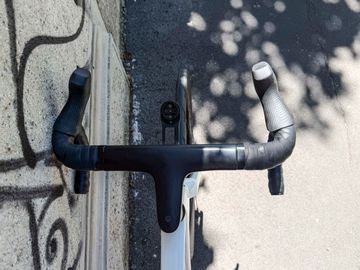 Gebrauchtes Canyon Ultimate CF SLX 8 AXS 2025 2025 Road & Gravel, Weiß — Bild 5 von 23