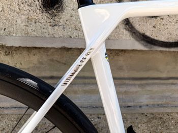 Used Canyon Ultimate CF SLX 8 AXS 2025 2025 Road & Gravel, White — image 13 of 23