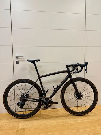 Specialized, S-Works Aethos – SRAM Red eTap AXS 2023