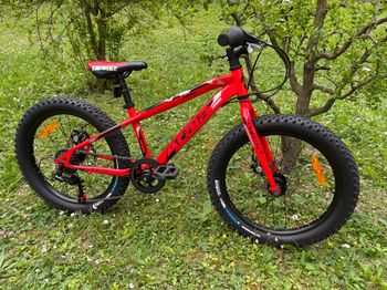 Used Atala Snowball 20 Fatbike 2023 Youth, Red — image 2 of 9