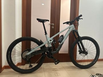 Używany Trek Slash 8 Gen 6 2025 2025 MTB