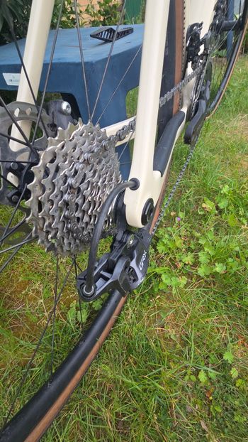 Used Canyon Grail CF SL 7 2024 2024 Road & Gravel — image 5 of 9